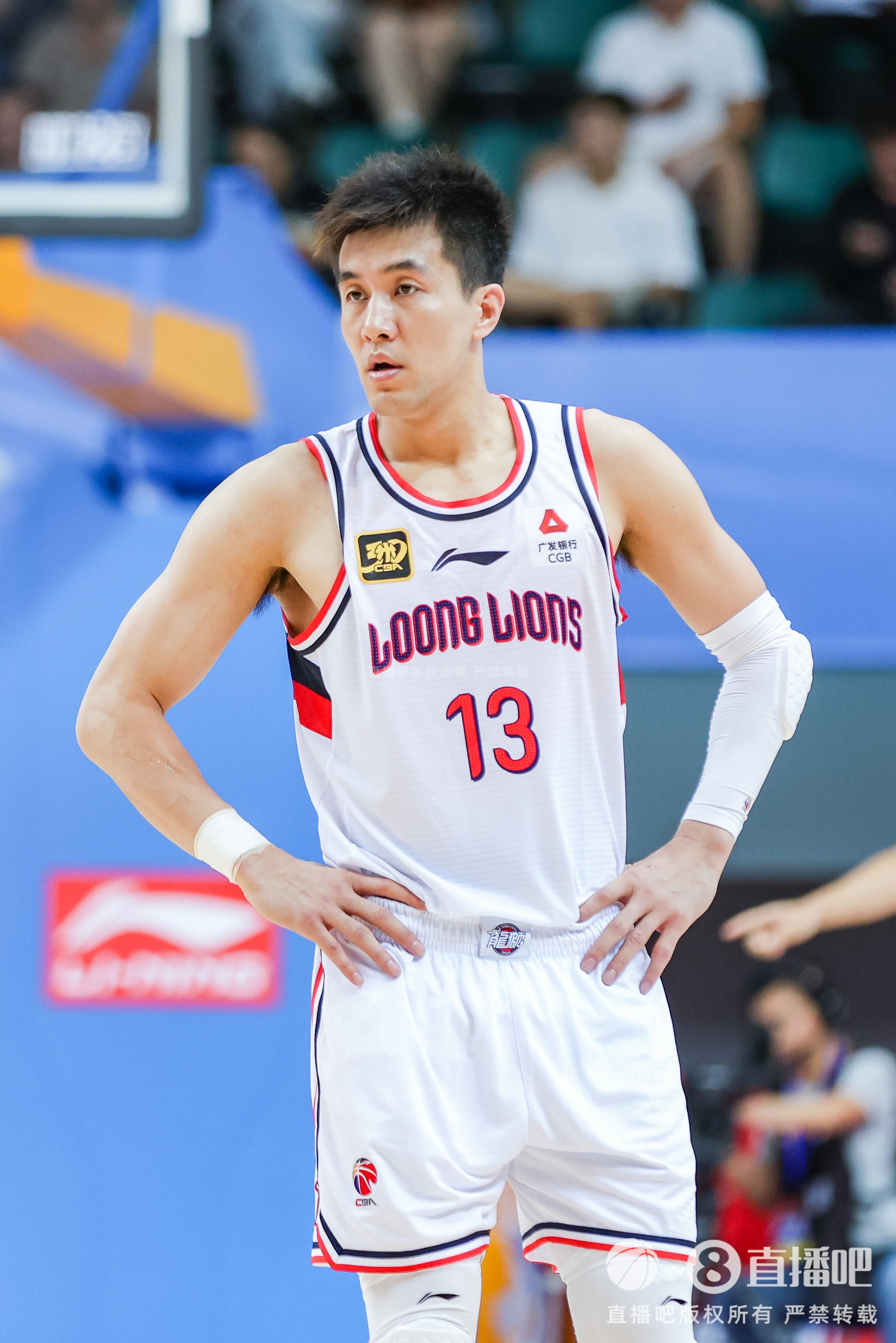 媒体人:郭艾伦ACL 再想打出好状态已很难了 但CBA会有他一席之地